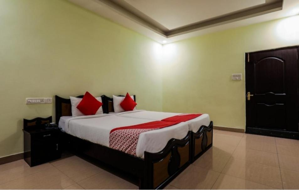 Hotel Meridian Grand Shamshabad Exterior foto