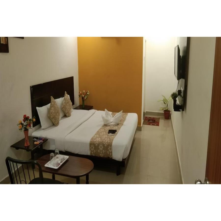 Hotel Meridian Grand Shamshabad Exterior foto