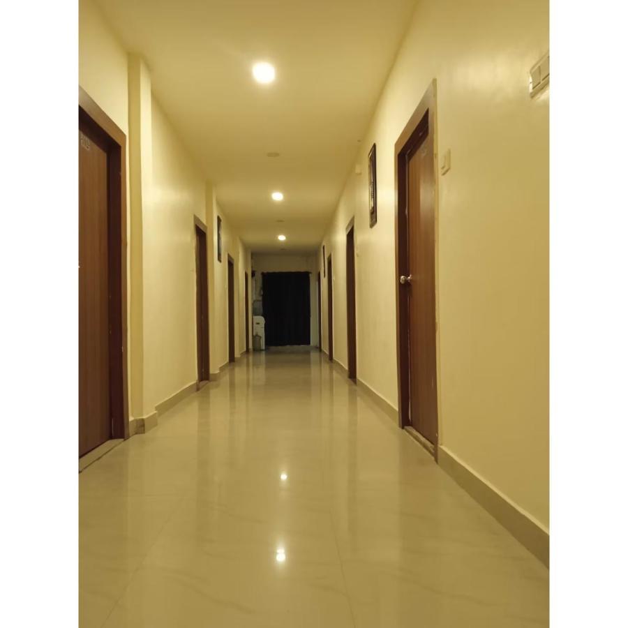 Hotel Meridian Grand Shamshabad Exterior foto